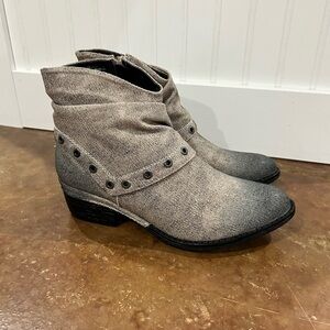 Corkys women Kia boots Sz 11​​​​​